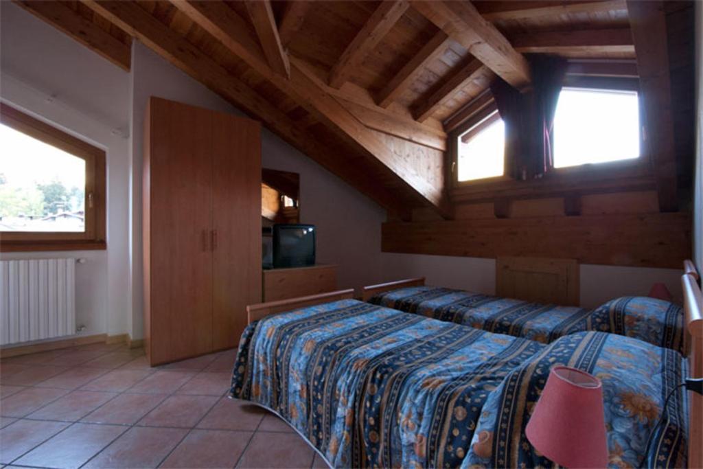 Chalet Gardenia Bormio Kamer foto